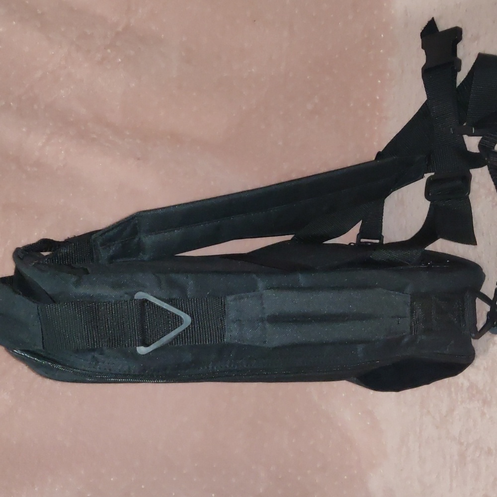 Triac Back Pack New Condition - image 5